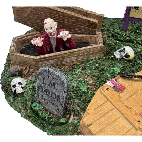 Lemax Spooky Town Scary Acres Cemetery Lot Halloween Village Coffins Graveyard - Picture 5 of 16